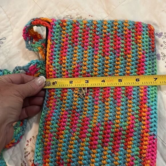 Hand crocheted purse - Picture 6 of 6